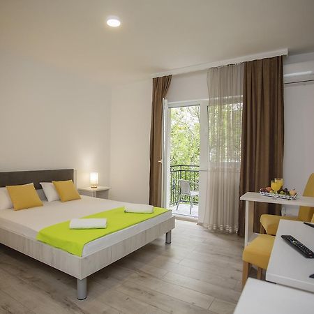 Villa Odobasic Rooms Мостар Екстериор снимка